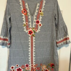 Spartina 449 Gray Asymmetrical Dress with Plunge Neckline and Bishop Sleeves